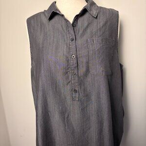 Black chambray sleeveless top with collar size XXL